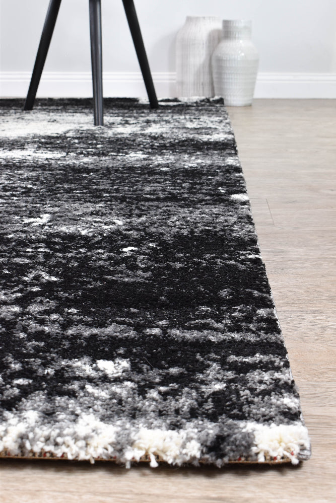 Milan Dahlia 651 Black White Rug