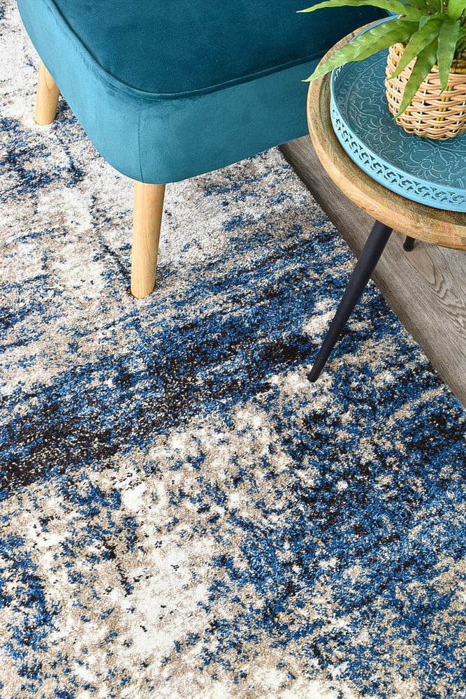 Milan Dahlia 651 White Blue Rug