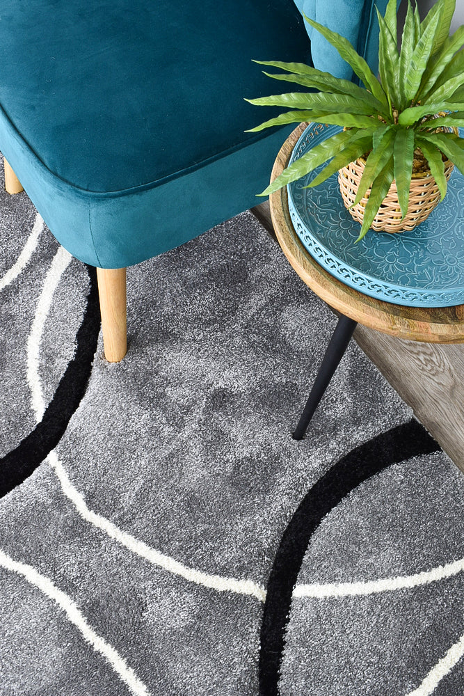 Milan Dahlia 798 Light Grey Black Rug