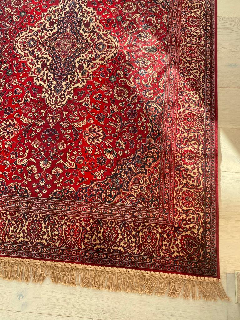 Shiraz Garden Design Red Rug