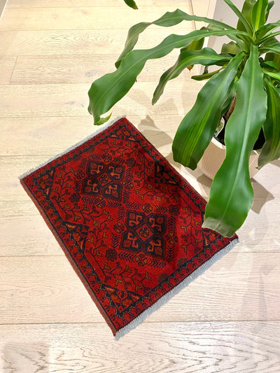 Khal Mohammadi Afghan Fine Tribal (550-1842) 62x48cm